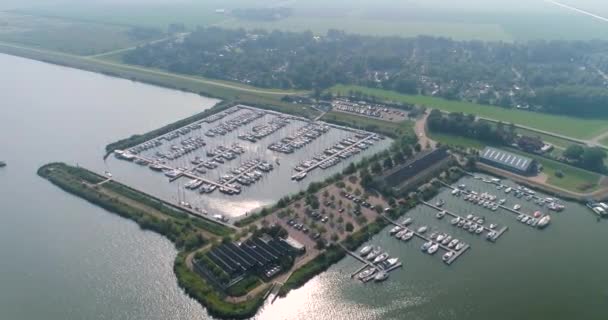 Puerto Con Barcos Ketelhaven Flevoland Países Bajos — Vídeos de Stock