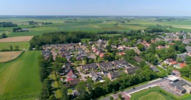 Hollanda Köy Ee, Mahalle - Friesland, Hollanda, 4K İHA Görüntüleri