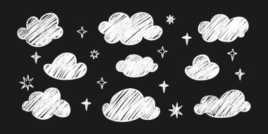 Tebeşir bulutları ve yıldız çocuk seti. Beyaz el çizimleri, siyah arka plana pastel boya çizimleri. Grunge desenli çocuksu şekiller - karalama tasarım elemanları koleksiyonu.