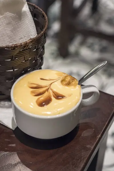 Tipik Vietnam yumurtalı kahvesi.