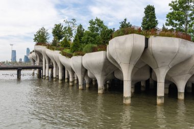 New York 'taki 54. iskele.