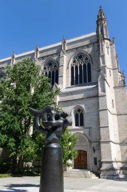 Princeton, NJ - 15 Haziran 2022: Princeton Üniversitesi kampüsünde eski mimari