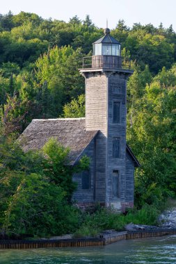 Munising 'deki doğu kanalı deniz feneri