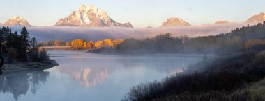 Grand Teton Ulusal Parkı 'ndaki Oxbow Virajında gün doğumu