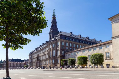  Kopenhag 'daki Christiansborg Sarayı. Danimarka Parlamentosu Folketinget. Kopenhag, Danimarka.