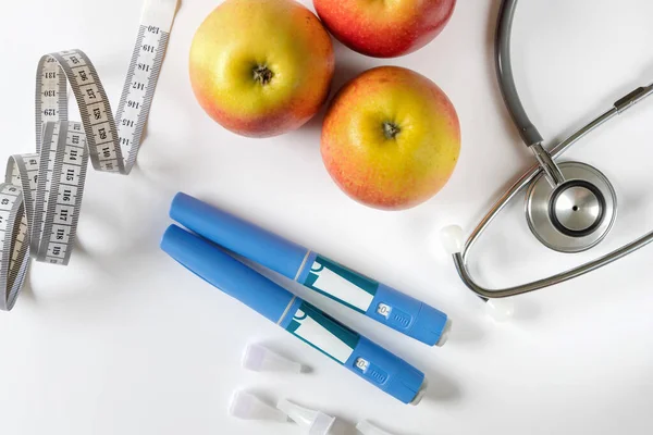 Ozempic insülin enjeksiyon kalemi veya şeker hastaları için insülin kartuş kalem. Diyabet hastaları için tıbbi ekipman. 