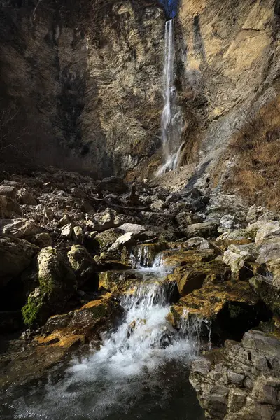 Vodopád Brinta Slovinských Alpách — Stock fotografie