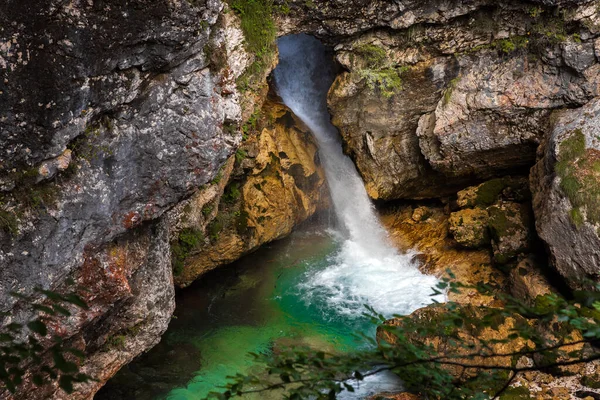Úžlabiny Vodopády Potoka Monica Slovinských Juliánských Alpách Chráněná Oblast Nedaleko — Stock fotografie