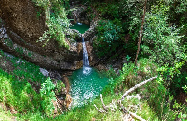Fratarca Canyon Beautiful Waterfalls Log Pod Mangartom Julian Alps Slovinsko — Stock fotografie