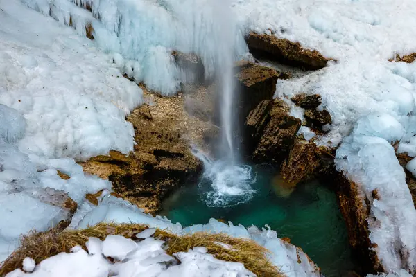 Водоспад Перинік Долині Врата Словенські Джуліанські Альпи — стокове фото