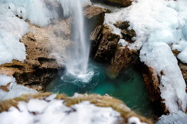 Зимова Краса Природі Водоспад Перинік Словенія — стокове фото
