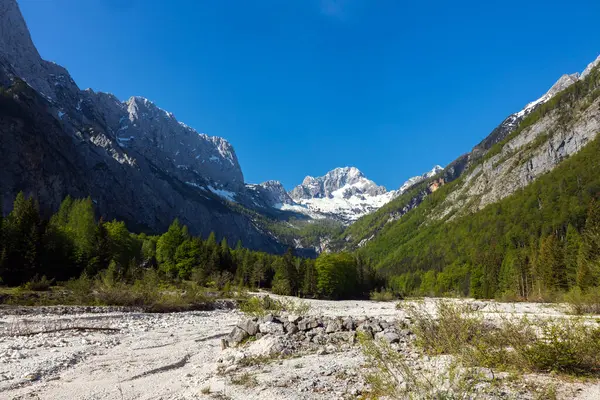 Trenta Vadisi - Zapotoski Şelaleleri İzi Julian Alps Slovenya.