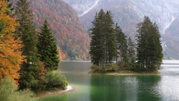 Lago Del Predil Autumn Julian Alps Friuli Venezia Giulia Norther — Stock video