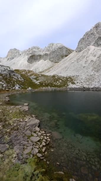 Lago Glacial Alpino Luznica Julián Alpes Eslovenia Europa — Vídeo de stock