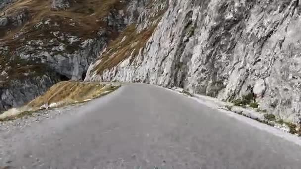 Körning Ner Alpin Vacker Väg Mount Mangart Slovenien — Stockvideo