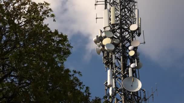 Modern Radio Telekommunikation Antenna Tower Time Förfaller — Stockvideo
