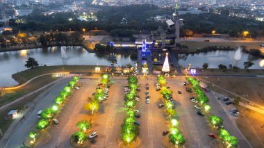 Prefeitura Belediyesi de Sorocaba SP Brasil 05-01-2024 Fotoğraf Bölgeleri com Drone Decoracoes de Natal