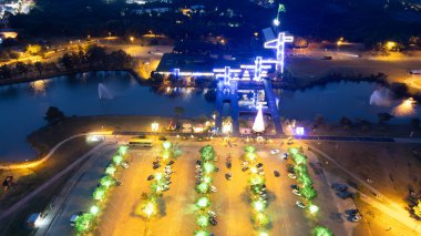 Prefeitura Belediyesi de Sorocaba SP Brasil 05-01-2024 Fotoğraf Bölgeleri com Drone Decoracoes de Natal