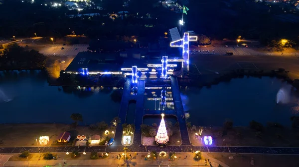 Prefeitura Belediyesi de Sorocaba SP Brasil 05-01-2024 Fotoğraf Bölgeleri com Drone Decoracoes de Natal