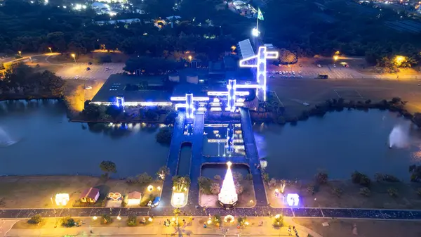 Prefeitura Belediyesi de Sorocaba SP Brasil 05-01-2024 Fotoğraf Bölgeleri com Drone Decoracoes de Natal