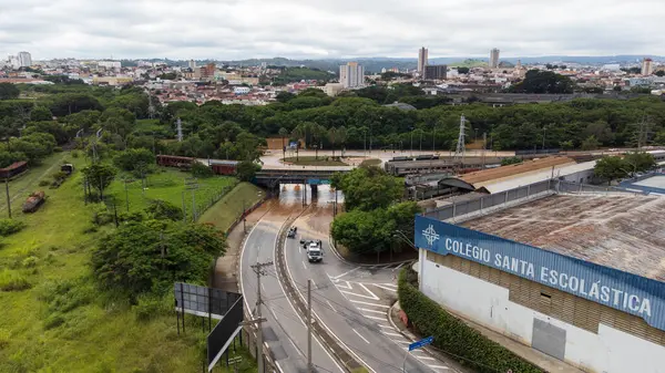 Alagamentos na Cidade de Sorocaba Ocorridos no dia 20 / 01 / 2024 Margens do Rio Sorocaba na Avenida Don Aguirre