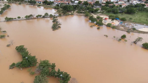 Parque das Aguas em Sorocaba Sao Paulo, na data de 21-01-2024, inundado devido as enchentes ocorridas na semana que causaram diversos prejuizos a cidade e moradores