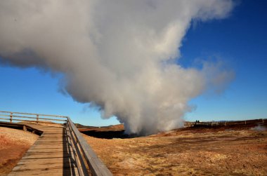 İzlanda'daki kaplıcaları.