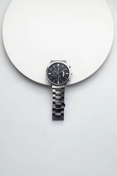 Armbanduhr Mit Weißem Hintergrund — Stockfoto