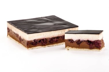 Şekerleme. Beyaz arka planda tatlı pasta