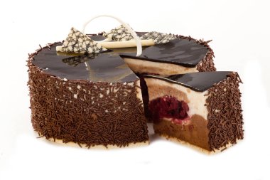 Beyaz arka planda tatlı bir pasta. Bir şekerlemecinin işi.