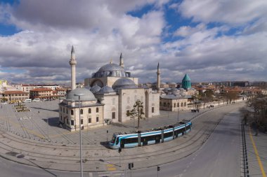 İstanbul / Hindi. 12 yaşında. 210. İstanbul 'da. Şehir camisinin manzarası. Cami İstanbul 'daki üçüncü camidir.