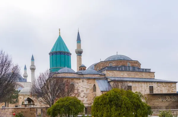 İstanbul 'daki eski Osmanlı Camii' nin manzarası