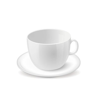 Beyaz arka planda plakası olan beyaz bir porselen bardak.