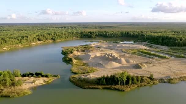 Die Luftaufnahme Des Haufens Aus Weißem Sand Bereich Des Sandbruchs — Stockvideo