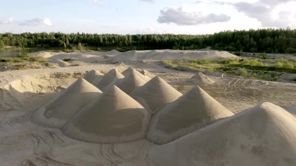 Aerial View White Sand Hills Quarry Surrounded Green Trees Camera — Stock Video