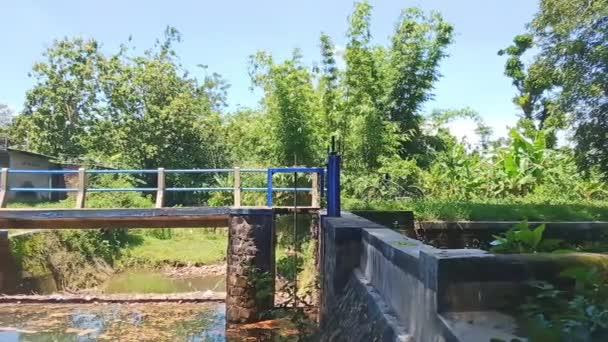 Tulungagung Janvier 2024 Petit Pont Béton Reliant Des Chemins Village — Video