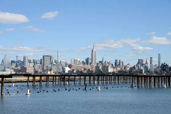hudson Nehri, new york üzerinden Manhattan skyline