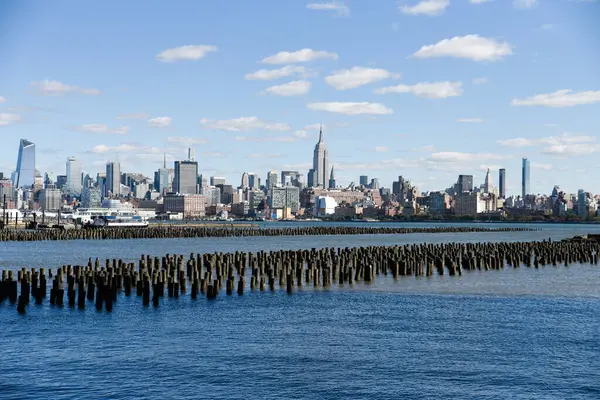 hudson Nehri, new york üzerinden Manhattan skyline