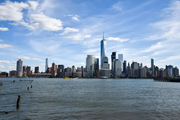 hudson Nehri, new york üzerinden Manhattan skyline