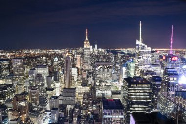 New York City şehir merkezi, gökyüzü geceleri Empire State Binası.