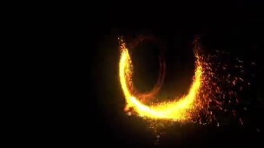 Uzay portalının parlak diski göz kamaştırıcı kıvılcımlar saçar..