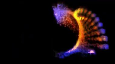 Uzay portalının parlak diski göz kamaştırıcı kıvılcımlar saçar..