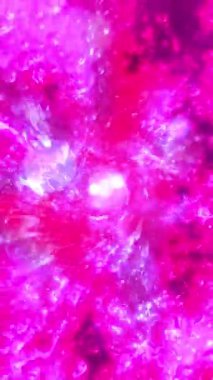 Parlak spiral şeklinde parlak parlak bir girdap. İnci pıhtısının anası. Kozmik, sihirli, gizli bir şeye dalmayı simgeler..