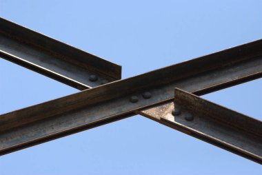 Çelik inşaat alanı, yapı iskelesi