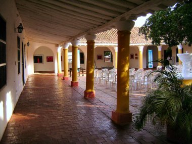 Eski kasabanın içinde.