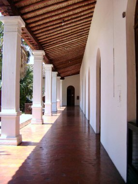 Eski kasabanın içinde.