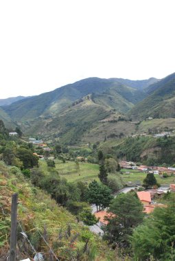 Dağların güzel manzarası