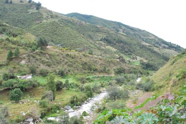 Dağlardaki dağ manzarası