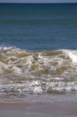 Deniz kıyısının güzel manzarası