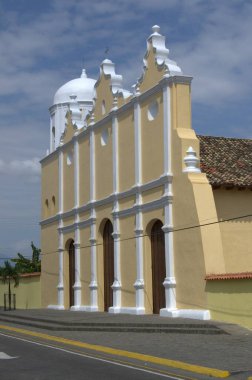 Eyaletin kuzeyindeki en güzel manzaraya sahip eski şehir kilisesi.